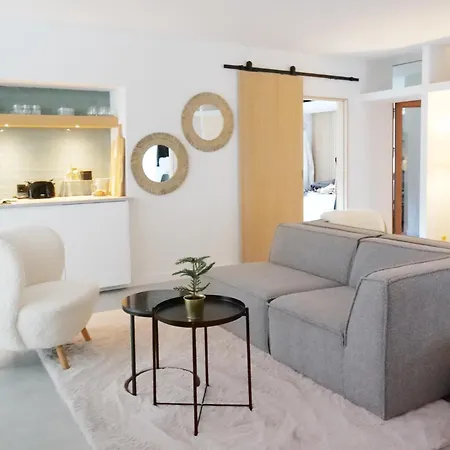 Haus Heidi - Luxurious Near Skilift جيرلوس