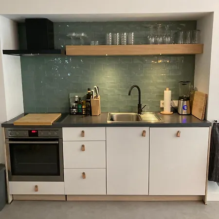 Haus Heidi - Luxurious Near Skilift جيرلوس